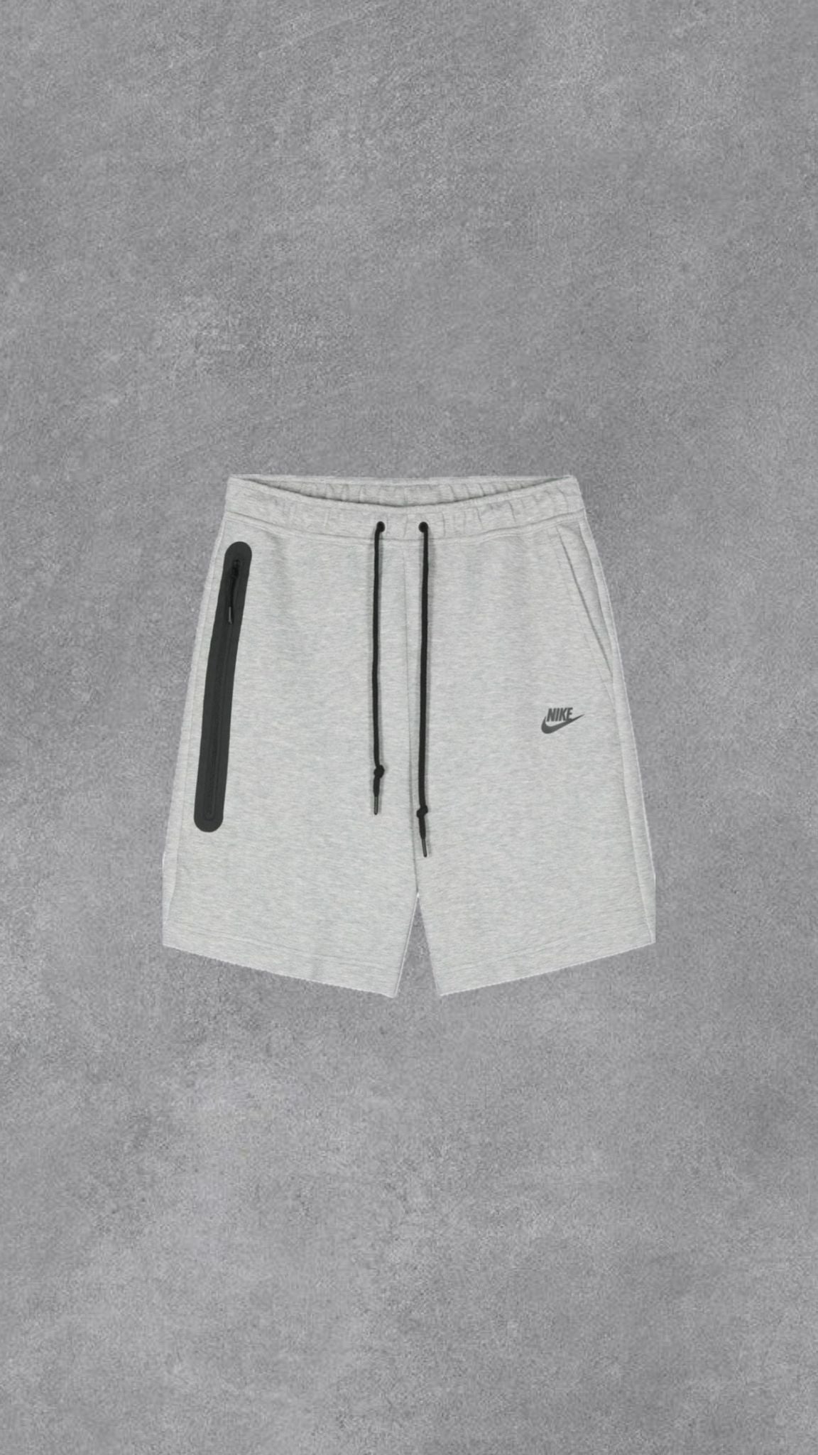 Short Nike Tech Fleece Grey Color